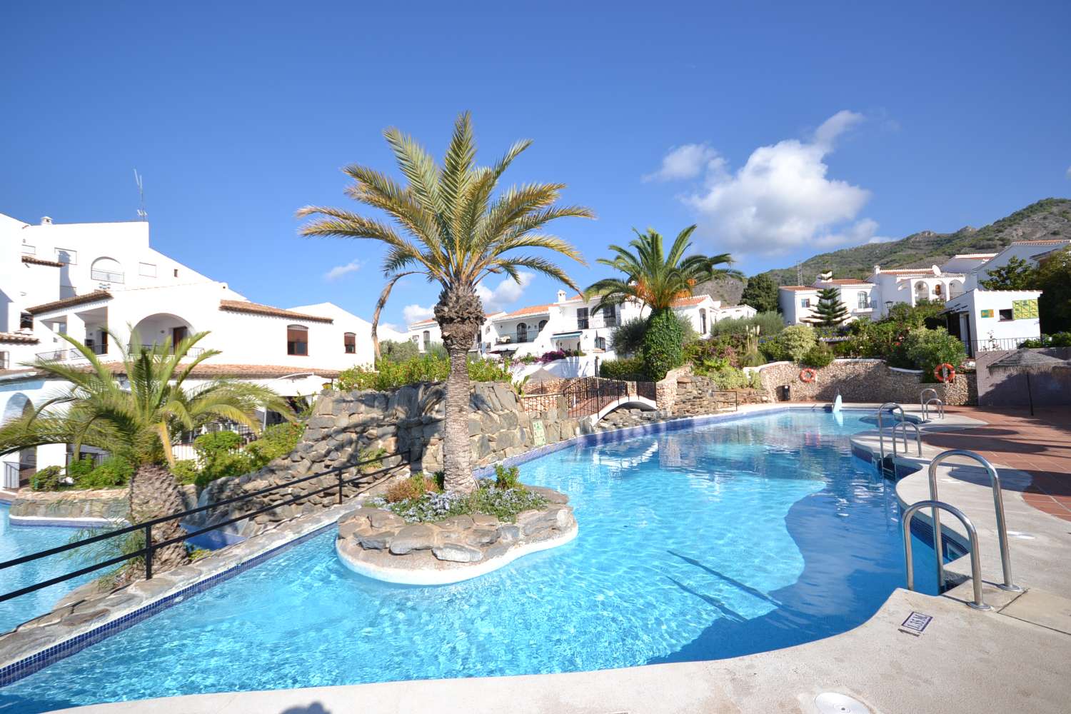 Villa en venta en Capistrano Pueblo, Nerja