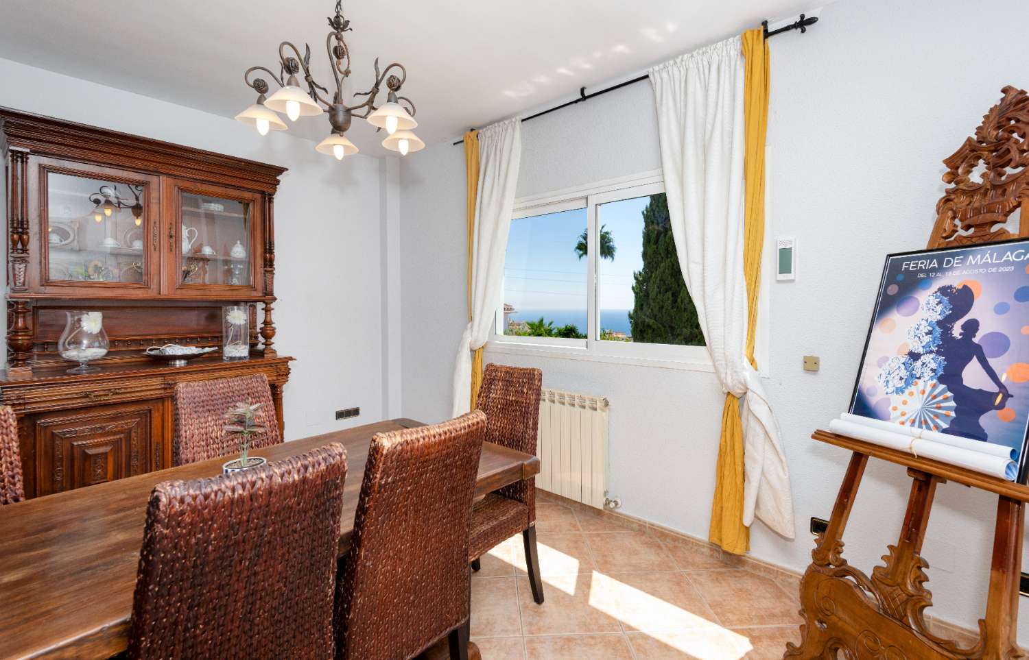 Frittliggende villa med privat basseng til salgs i Nerja (Capistrano-området)