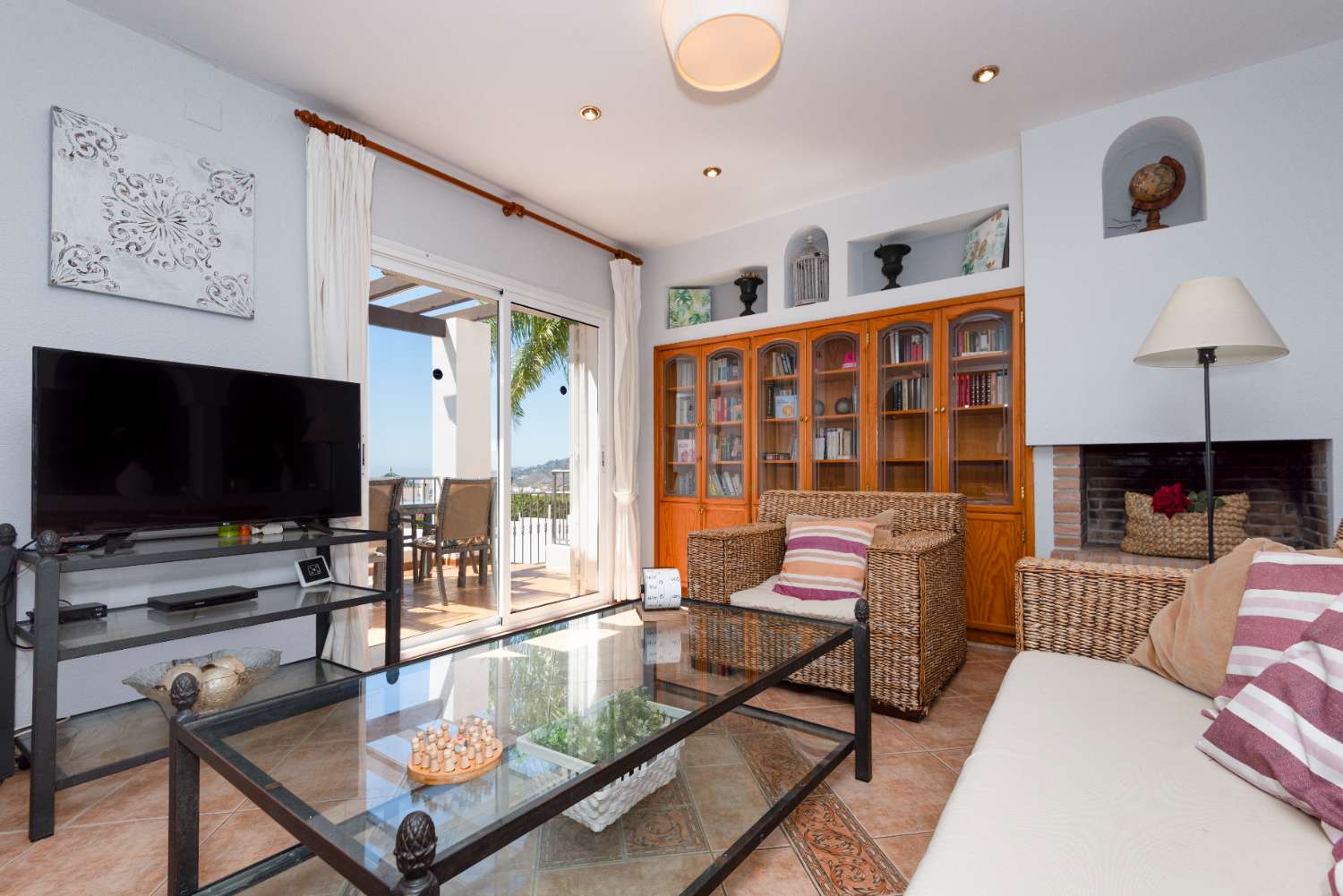 Detached villa with private pool for sale in Nerja (Capistrano area)