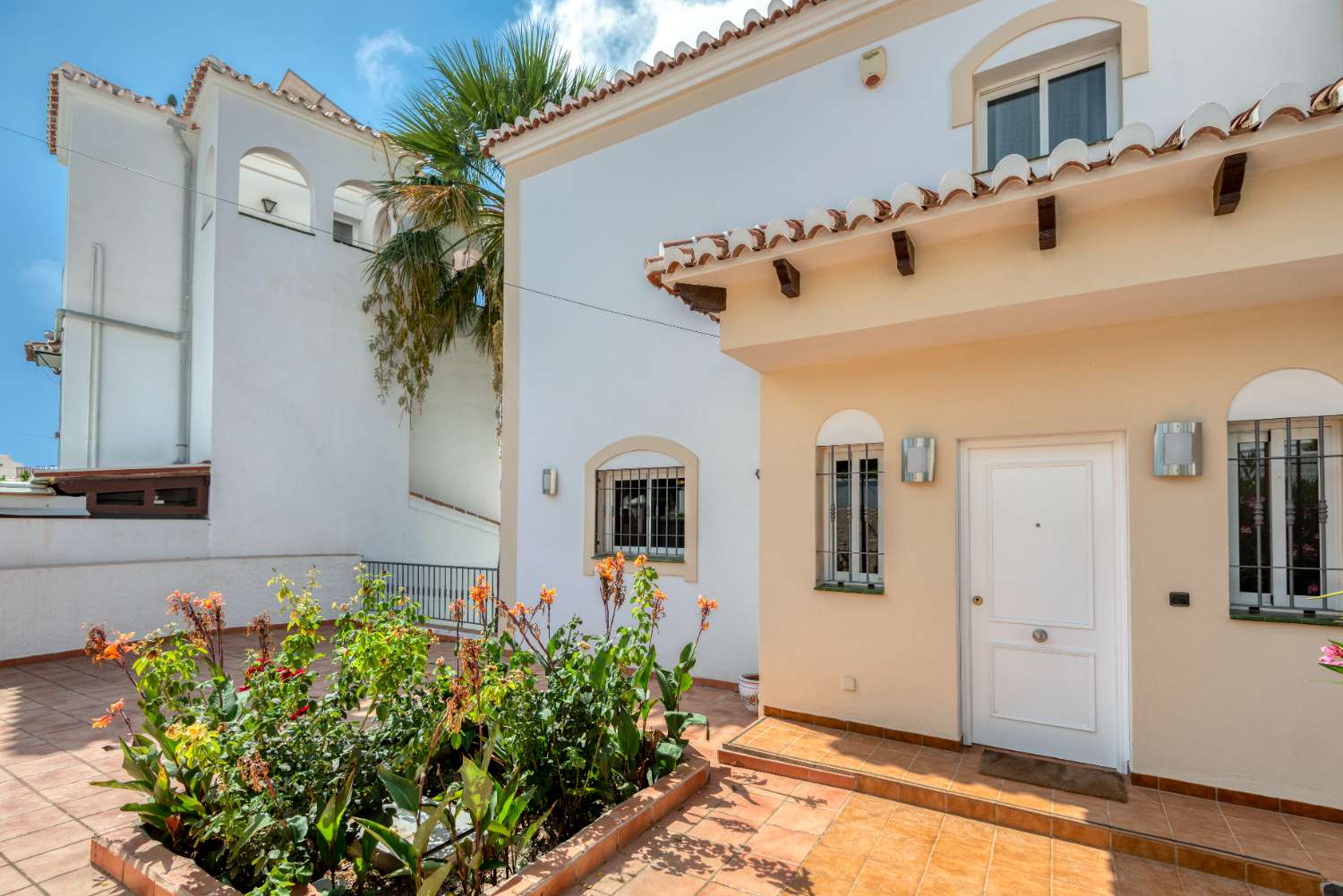 Frittliggende villa med privat basseng til salgs i Nerja (Capistrano-området)