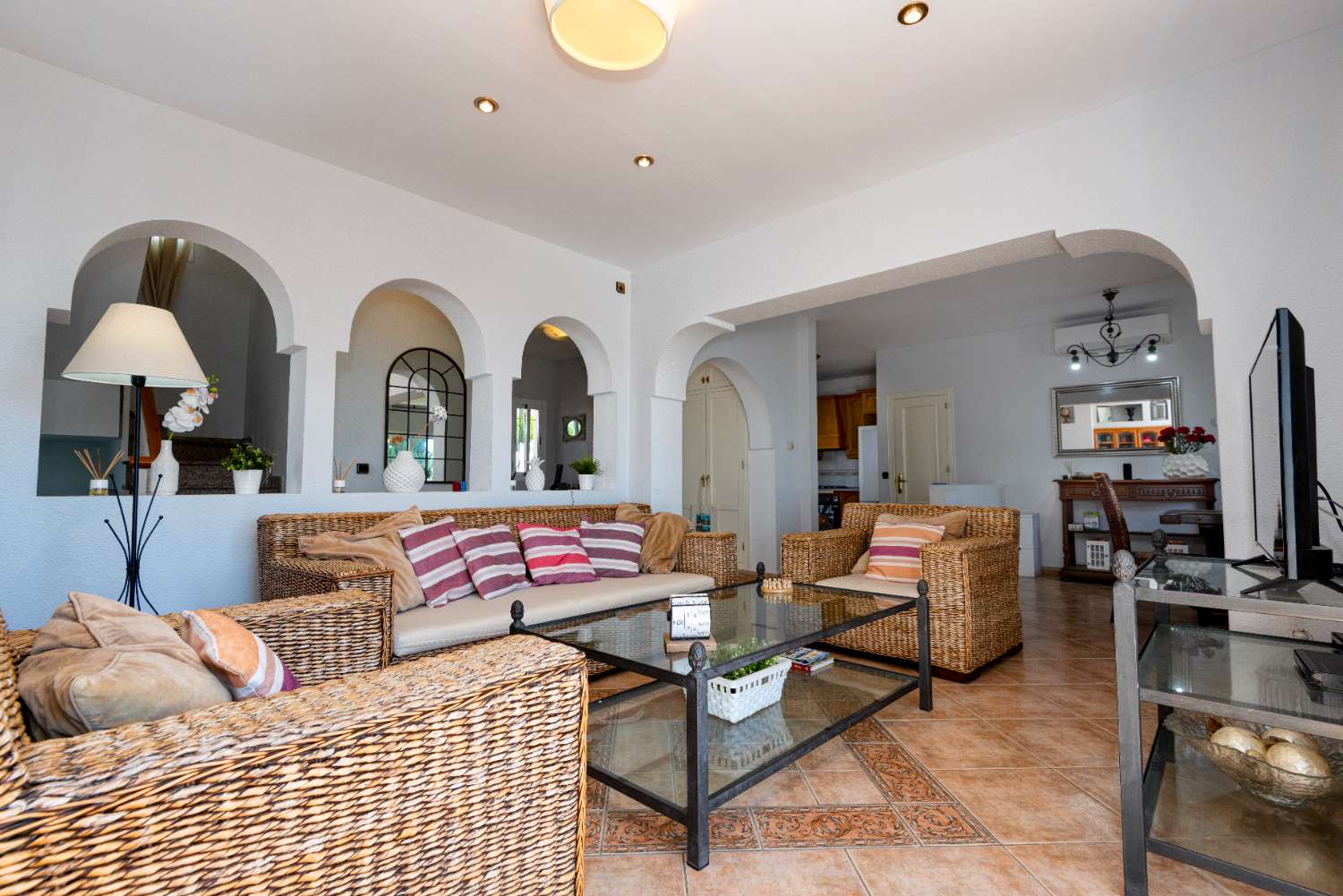 Villa con piscina privada a la venta en Nerja (Zona de Capistrano).