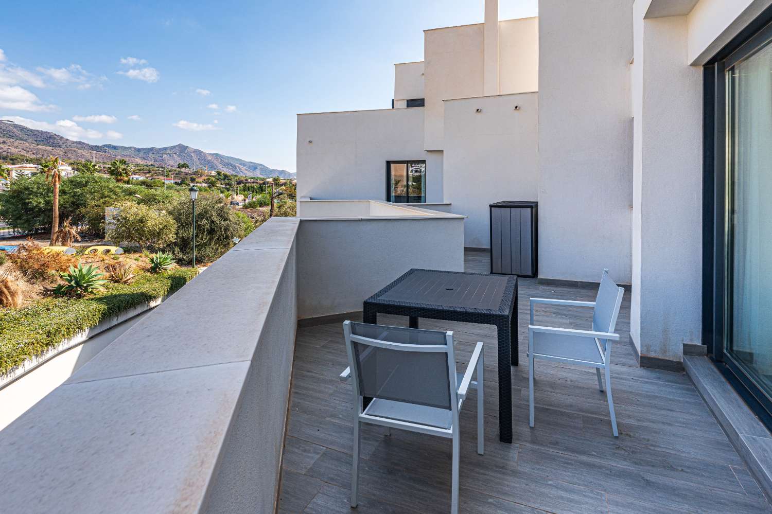 Appartement te koop in Royal Palm, Nerja