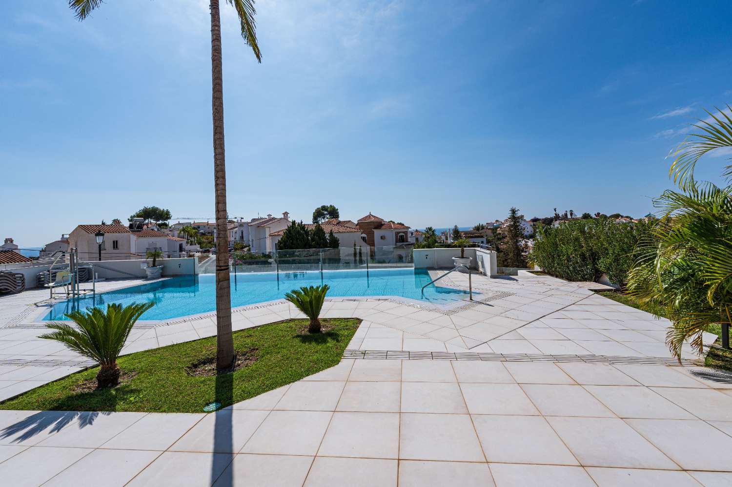 Appartement te koop in Royal Palm, Nerja