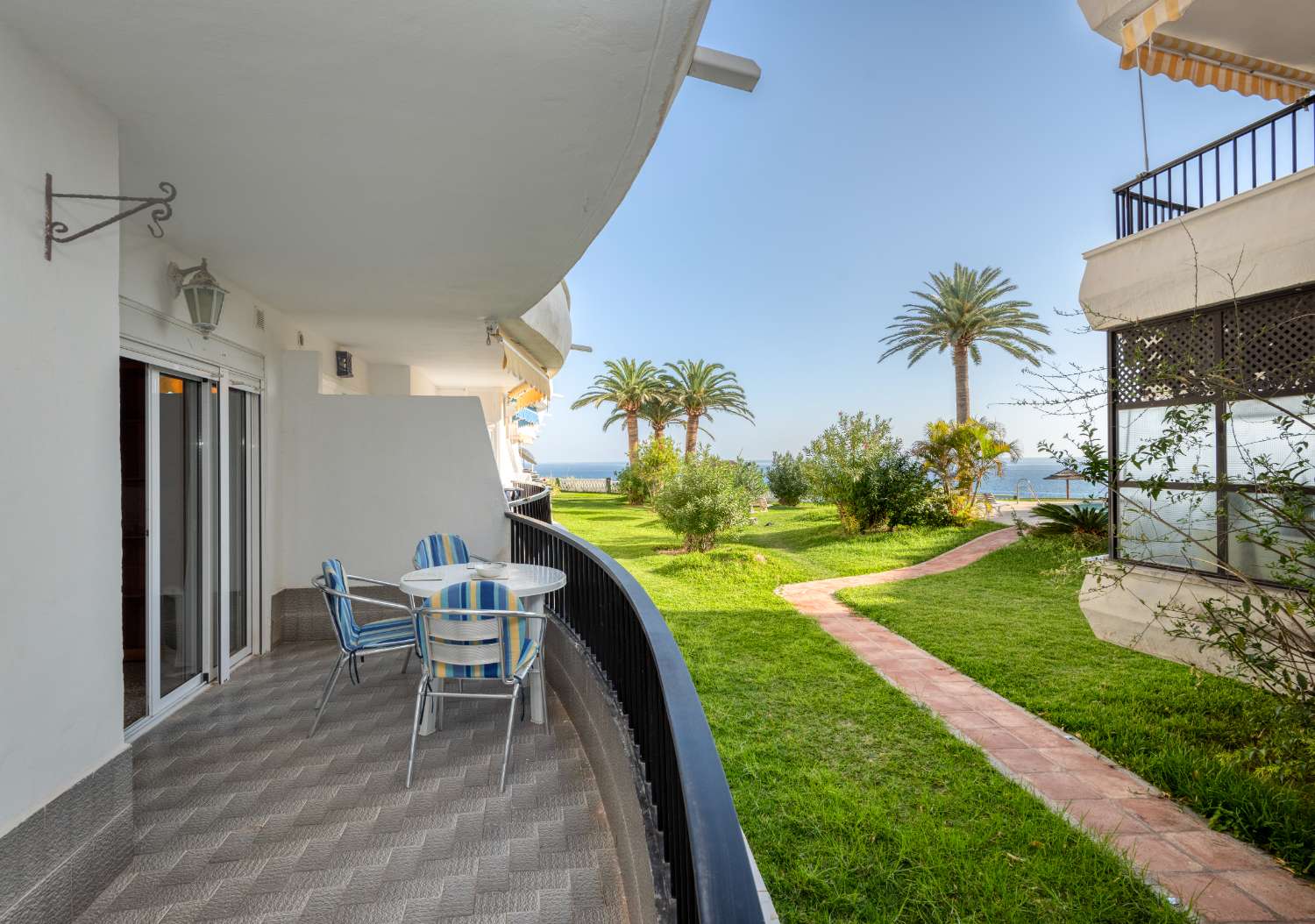 Immobilien zum Verkauf in Acapulco Playa, Nerja