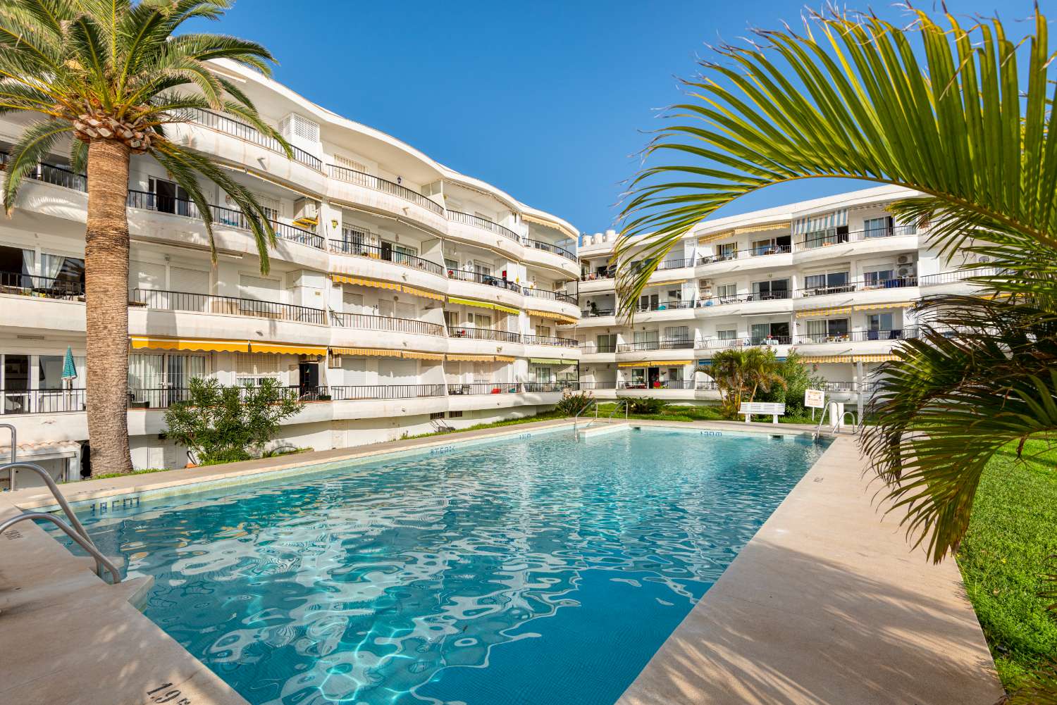 Immobilien zum Verkauf in Acapulco Playa, Nerja