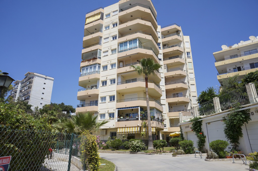 Dachgeschosswohnung zum Verkauf in Nerja, Strandbereich Burriana